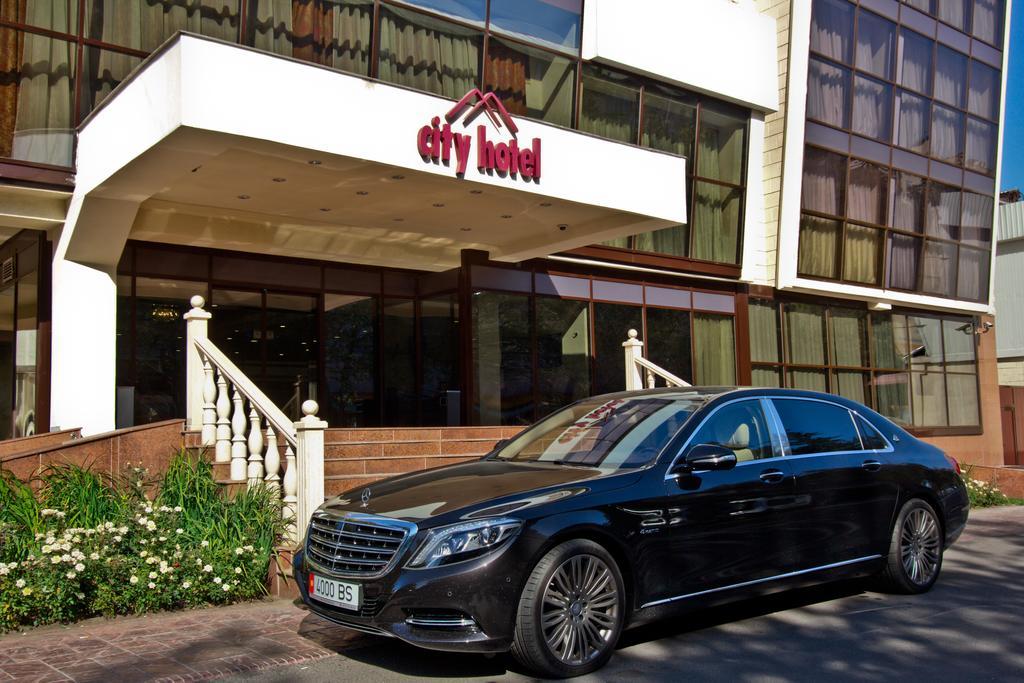 City Hotel Bishkek Luaran gambar