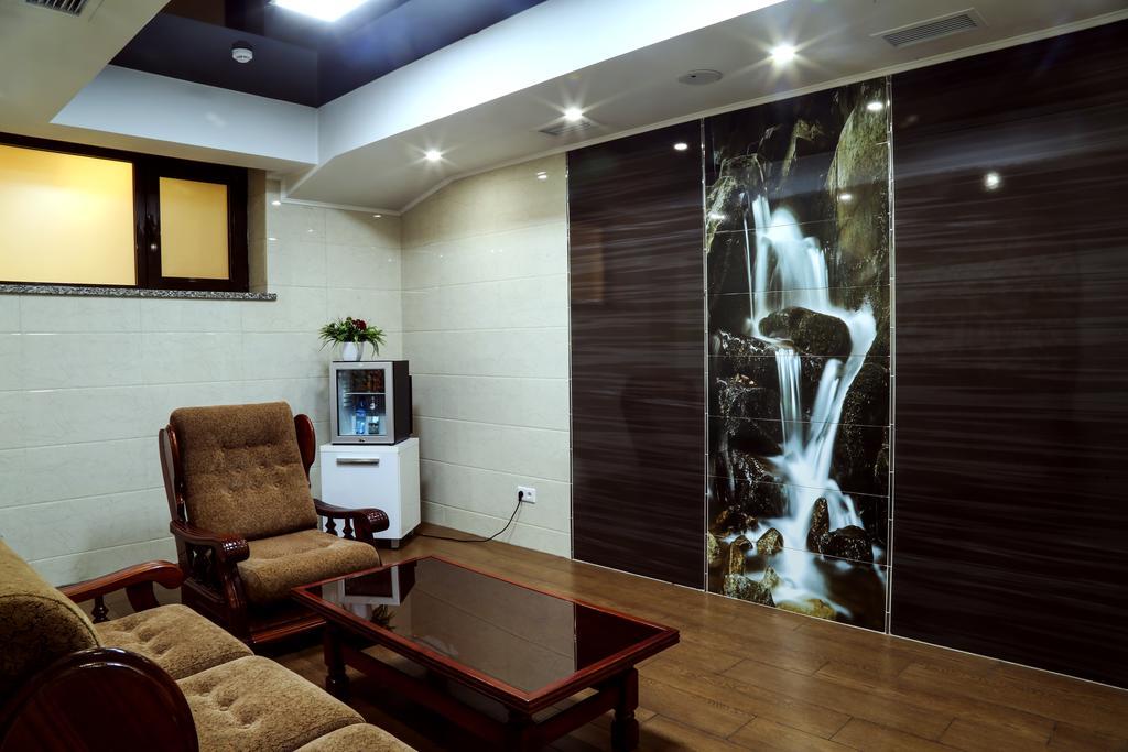 City Hotel Bishkek Luaran gambar